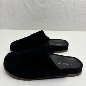 Vionic Arlette Black Plush Suede Slip-On Women’s slippers sz 9